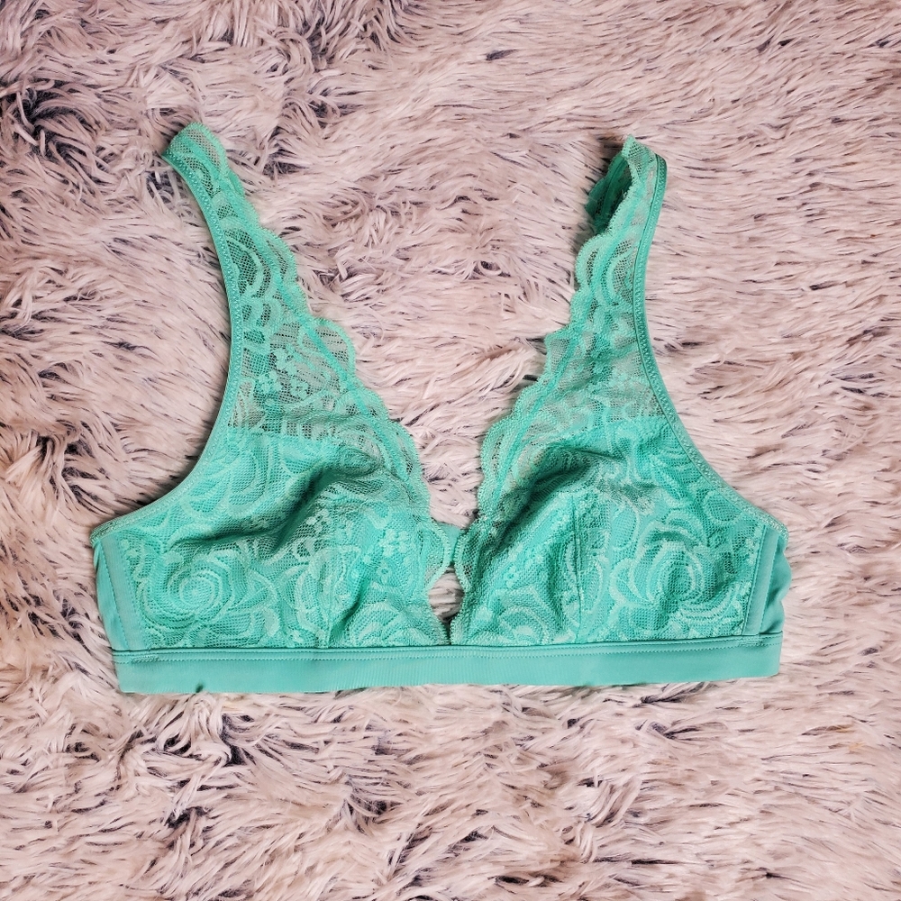 Victoria Secrets Pink Bralette